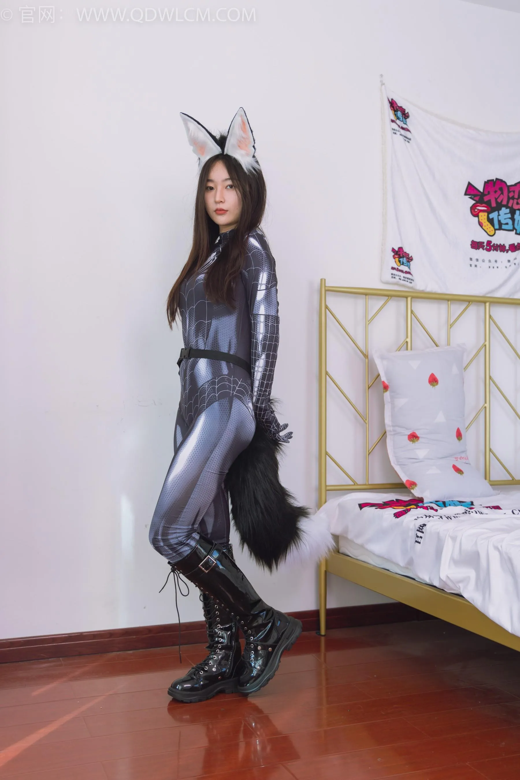 物恋传媒 NO.1554 美兔-超级英雄 [151P]插图7